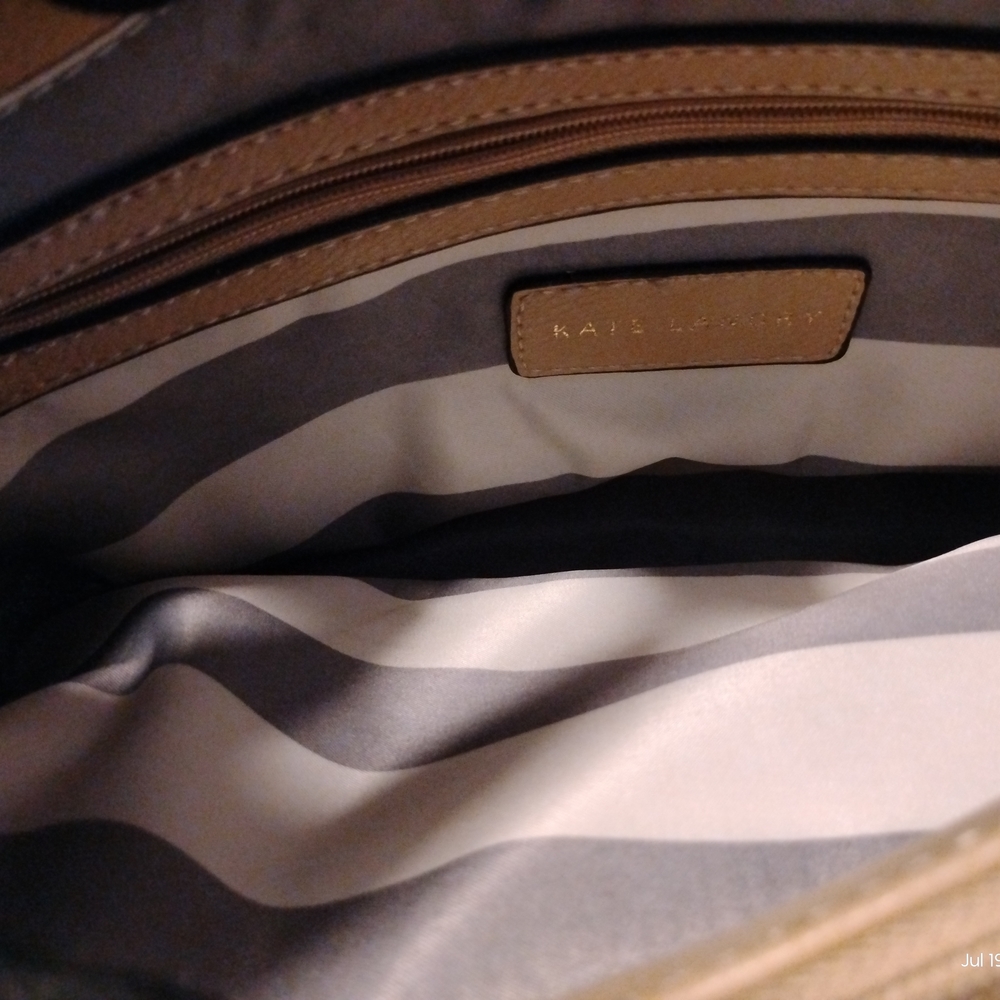 Kate Landry Tan Handbag/Crossbody with Bamboo Handles & A Crossbody Strap BNWOT - Picture 6 of 10